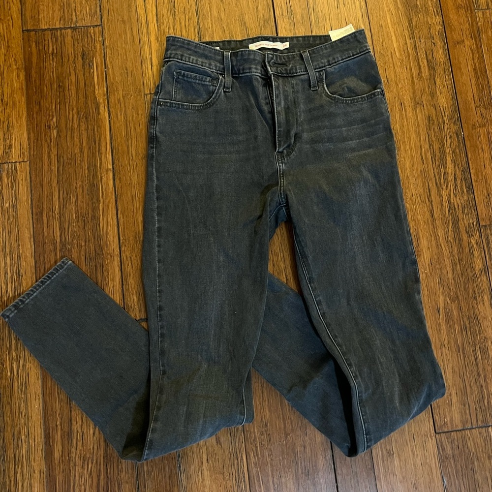 Levi’s black skinny Jean